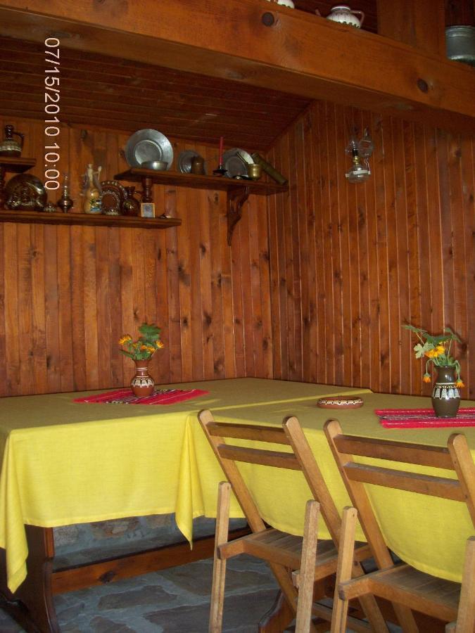 Hotel Янко Кехая Koprivshtitsa Esterno foto